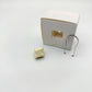 Lightning artisan keycap cream white gift set with windowed box and wire keycap puller