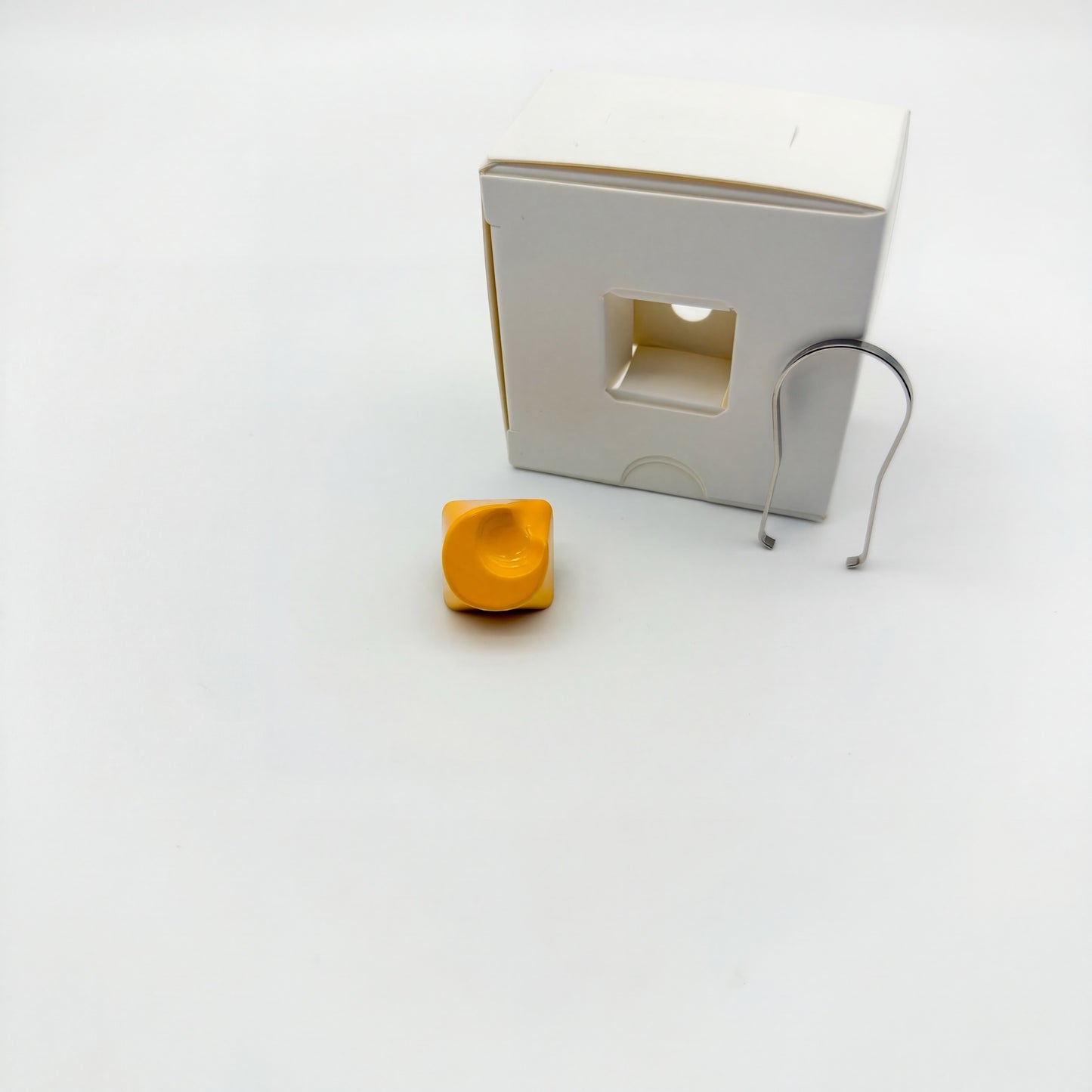 Moon artisan keycap golden yellow gift set with windowed box and wire keycap puller